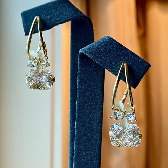 No brand Jewelry - Elegant Gold crystal Drop Earrings